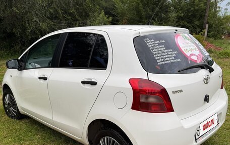 Toyota Yaris III рестайлинг, 2008 год, 550 000 рублей, 6 фотография