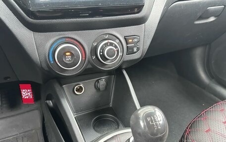KIA Rio III рестайлинг, 2013 год, 700 000 рублей, 12 фотография