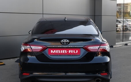 Toyota Camry, 2021 год, 2 998 000 рублей, 6 фотография