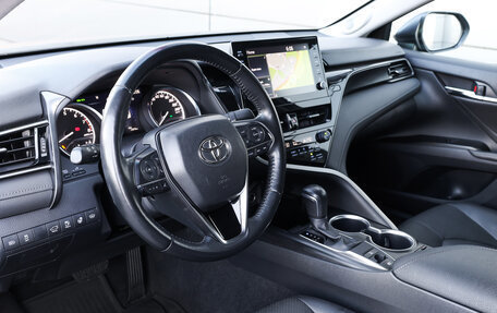 Toyota Camry, 2021 год, 2 998 000 рублей, 9 фотография