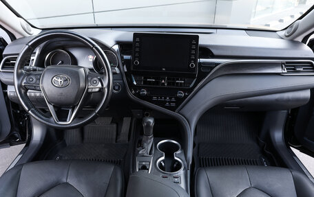 Toyota Camry, 2021 год, 2 998 000 рублей, 19 фотография