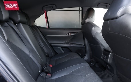 Toyota Camry, 2021 год, 2 998 000 рублей, 15 фотография