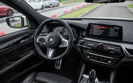 BMW 6 серия, 2019 год, 3 989 000 рублей, 11 фотография