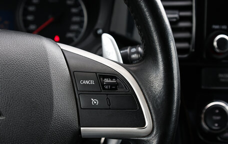 Mitsubishi Outlander III рестайлинг 3, 2014 год, 1 349 000 рублей, 18 фотография