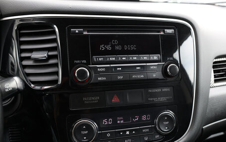 Mitsubishi Outlander III рестайлинг 3, 2014 год, 1 349 000 рублей, 19 фотография