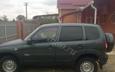 Chevrolet Niva I рестайлинг, 2013 год, 465 000 рублей, 2 фотография