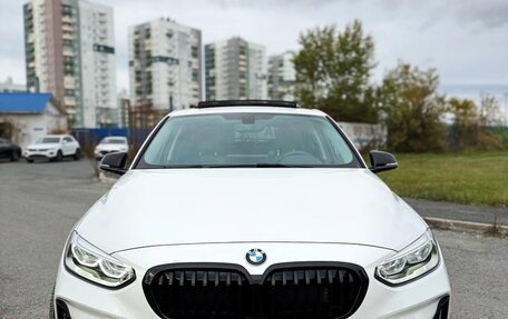 BMW 1 серия, 2022 год, 2 130 000 рублей, 3 фотография