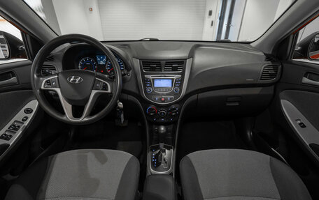 Hyundai Solaris II рестайлинг, 2014 год, 830 000 рублей, 8 фотография