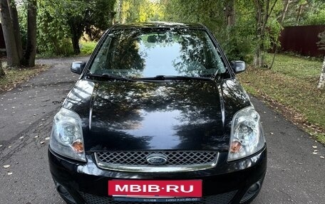 Ford Fiesta, 2006 год, 270 000 рублей, 2 фотография