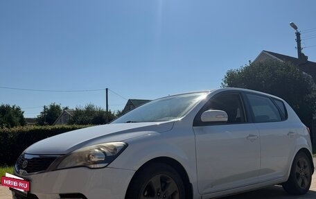 KIA cee'd I рестайлинг, 2011 год, 640 000 рублей, 8 фотография