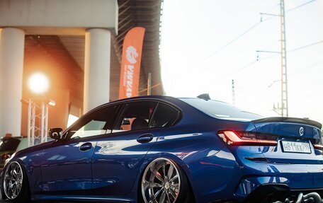 BMW 3 серия, 2019 год, 4 200 000 рублей, 5 фотография