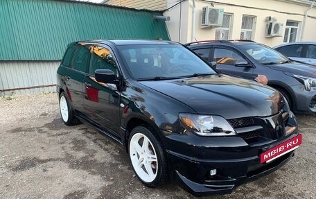 Mitsubishi Outlander III рестайлинг 3, 2004 год, 600 000 рублей, 2 фотография