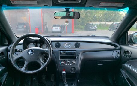 Mitsubishi Outlander III рестайлинг 3, 2004 год, 600 000 рублей, 7 фотография