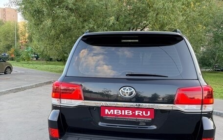 Toyota Land Cruiser 200, 2019 год, 8 500 000 рублей, 5 фотография