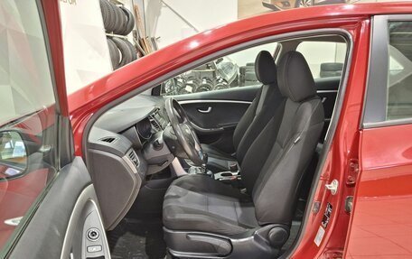 Hyundai i30 II рестайлинг, 2013 год, 860 000 рублей, 16 фотография