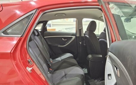 Hyundai i30 II рестайлинг, 2013 год, 860 000 рублей, 17 фотография