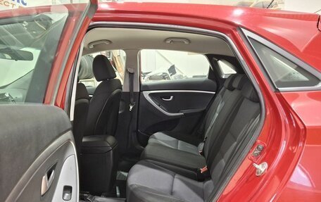 Hyundai i30 II рестайлинг, 2013 год, 860 000 рублей, 25 фотография