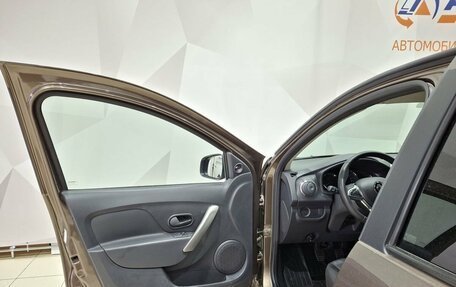 Renault Sandero II рестайлинг, 2019 год, 1 040 000 рублей, 21 фотография