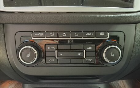 Volkswagen Tiguan I, 2013 год, 1 350 000 рублей, 15 фотография