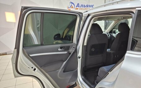 Volkswagen Tiguan I, 2013 год, 1 350 000 рублей, 24 фотография