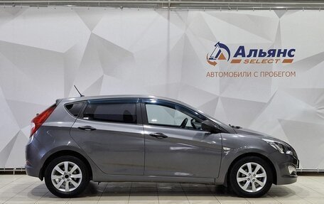Hyundai Solaris II рестайлинг, 2015 год, 990 000 рублей, 2 фотография