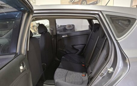 Hyundai Solaris II рестайлинг, 2015 год, 990 000 рублей, 26 фотография