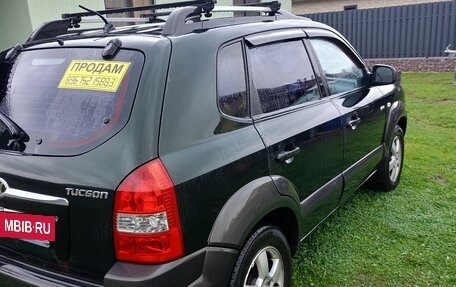 Hyundai Tucson III, 2006 год, 400 000 рублей, 2 фотография