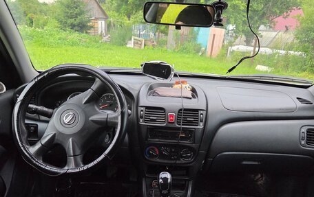 Nissan Almera, 2004 год, 330 000 рублей, 10 фотография