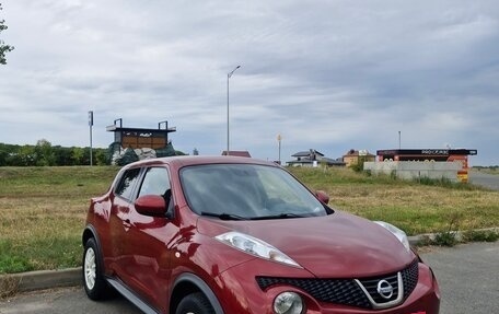 Nissan Juke II, 2011 год, 825 000 рублей, 2 фотография