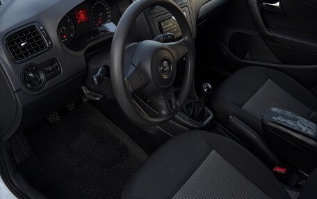 Volkswagen Polo VI (EU Market), 2014 год, 600 000 рублей, 10 фотография