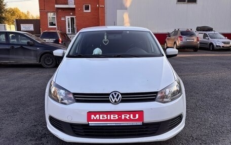 Volkswagen Polo VI (EU Market), 2014 год, 600 000 рублей, 2 фотография