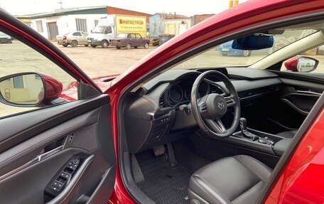 Mazda 3, 2020 год, 2 100 000 рублей, 9 фотография