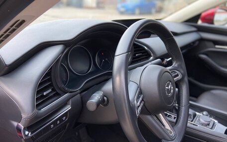 Mazda 3, 2020 год, 2 100 000 рублей, 8 фотография