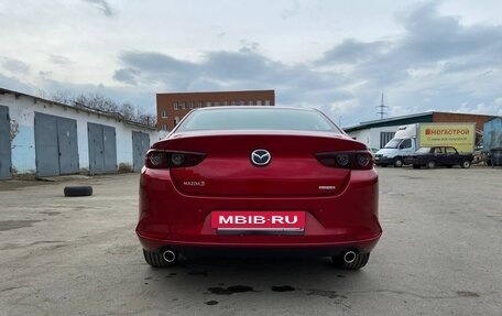 Mazda 3, 2020 год, 2 100 000 рублей, 4 фотография