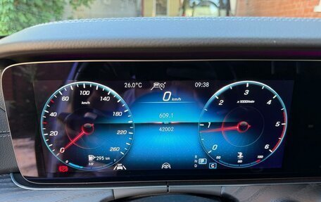 Mercedes-Benz E-Класс, 2020 год, 5 330 000 рублей, 12 фотография