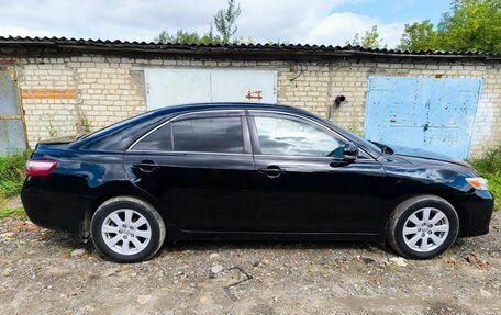 Toyota Camry, 2011 год, 930 000 рублей, 3 фотография