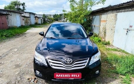 Toyota Camry, 2011 год, 930 000 рублей, 4 фотография