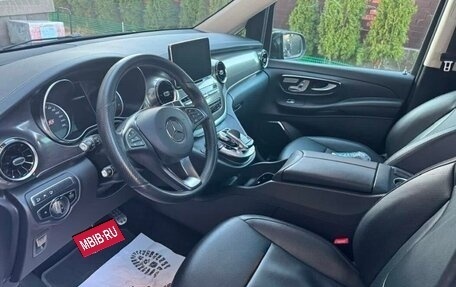 Mercedes-Benz V-Класс, 2019 год, 7 000 000 рублей, 4 фотография