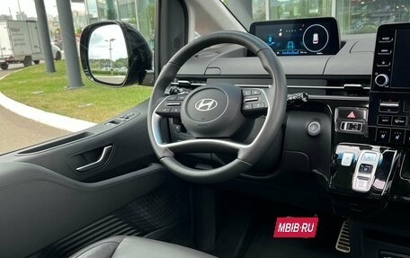 Hyundai Staria, 2024 год, 7 890 000 рублей, 12 фотография