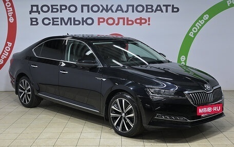 Skoda Superb III рестайлинг, 2023 год, 3 430 000 рублей, 3 фотография