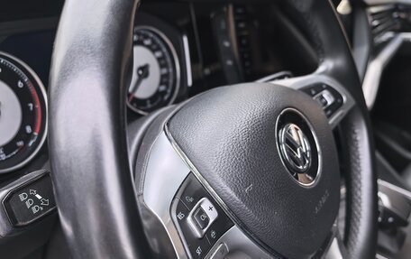 Volkswagen Touareg III, 2019 год, 4 450 000 рублей, 11 фотография
