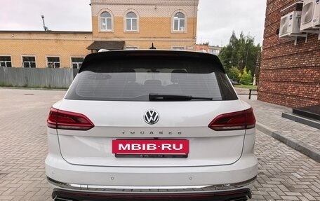 Volkswagen Touareg III, 2019 год, 4 450 000 рублей, 6 фотография