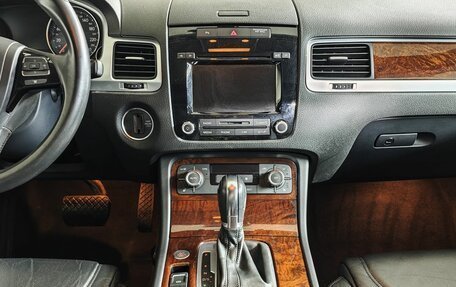 Volkswagen Touareg III, 2012 год, 2 675 000 рублей, 14 фотография