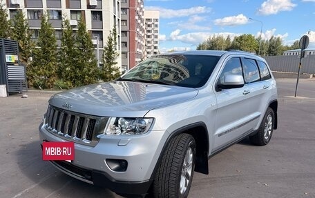 Jeep Grand Cherokee, 2012 год, 1 750 000 рублей, 2 фотография