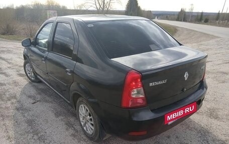 Renault Logan I, 2010 год, 300 000 рублей, 2 фотография