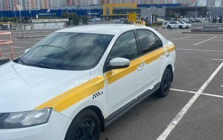 Skoda Rapid I, 2017 год, 575 000 рублей, 3 фотография