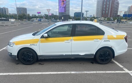 Skoda Rapid I, 2017 год, 575 000 рублей, 4 фотография