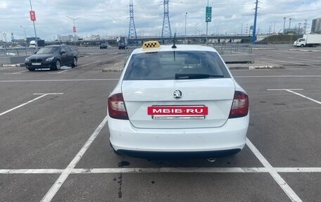 Skoda Rapid I, 2017 год, 575 000 рублей, 5 фотография