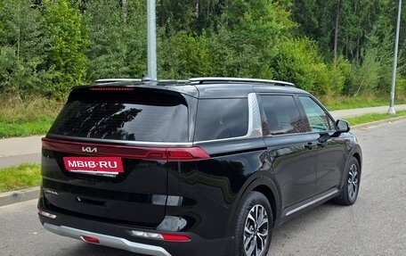 KIA Carnival, 2022 год, 4 600 000 рублей, 5 фотография