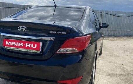 Hyundai Solaris II рестайлинг, 2014 год, 800 000 рублей, 5 фотография